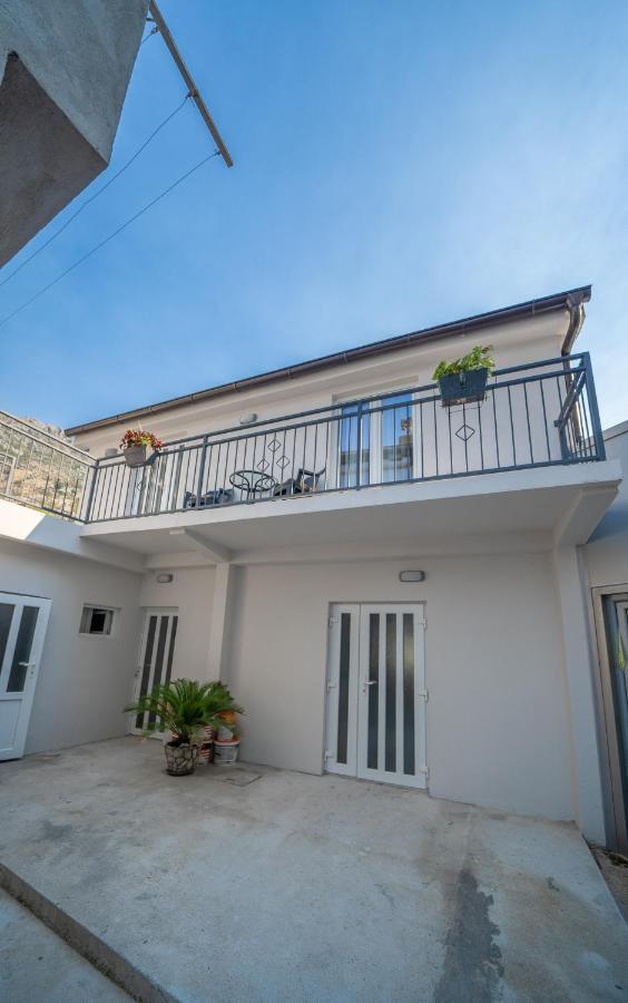 La Mar Mar Apartment Котор Екстериор снимка